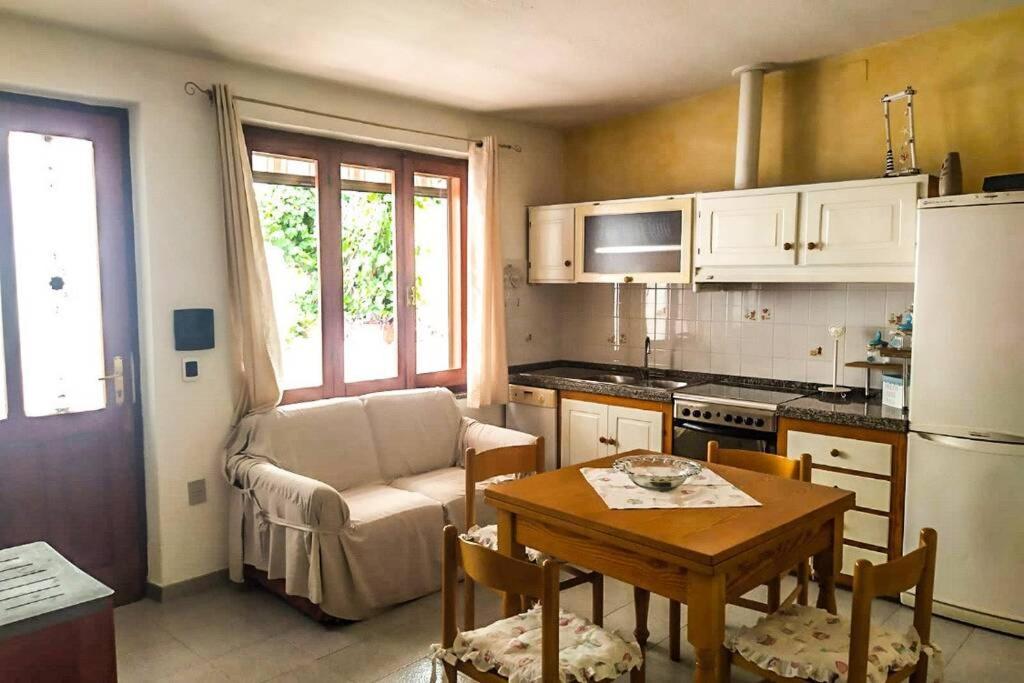 Casa Maddalenina Con Giardino, Vicino Al Mare! Apartment La Maddalena  Exterior foto
